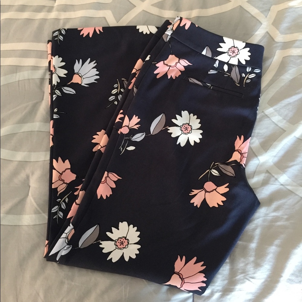 Gently worn Loft navy trouser pants